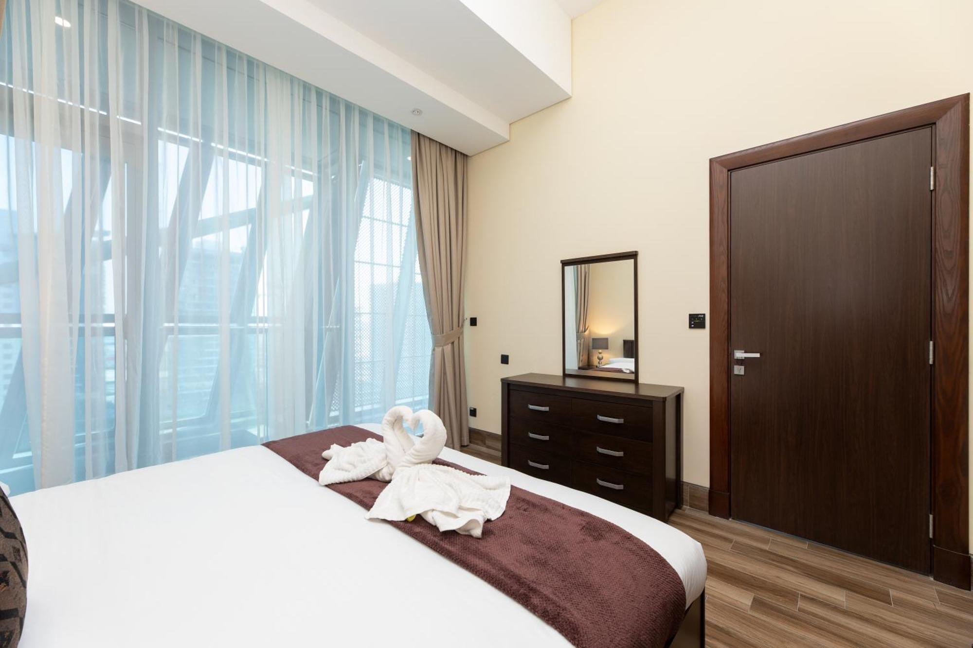 Simply Comfort In J One Tower Daire