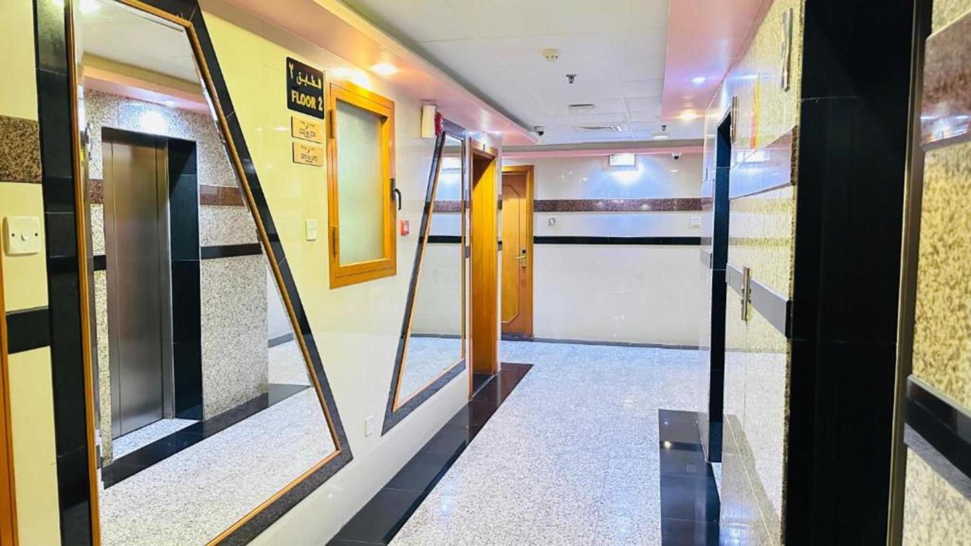 Luxurious San Marino By Checkmyguest Hotel *