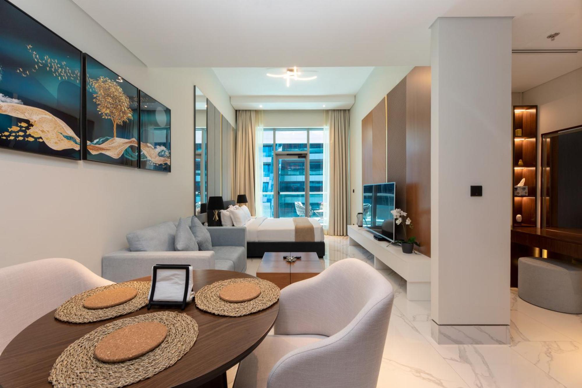 Simply Comfort In J One Tower Daire
