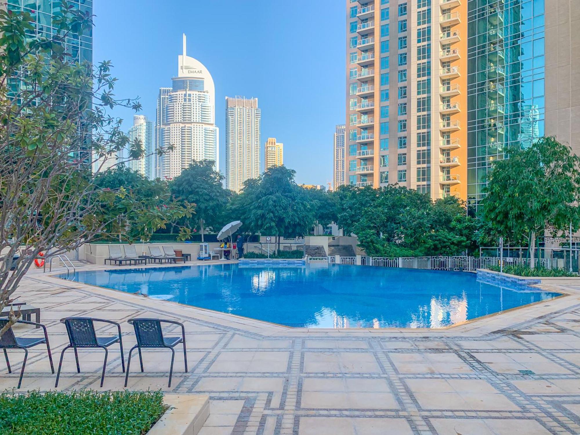 Apartment Homesgetaway-the Residences Tower 1 3br Downtown-emaar