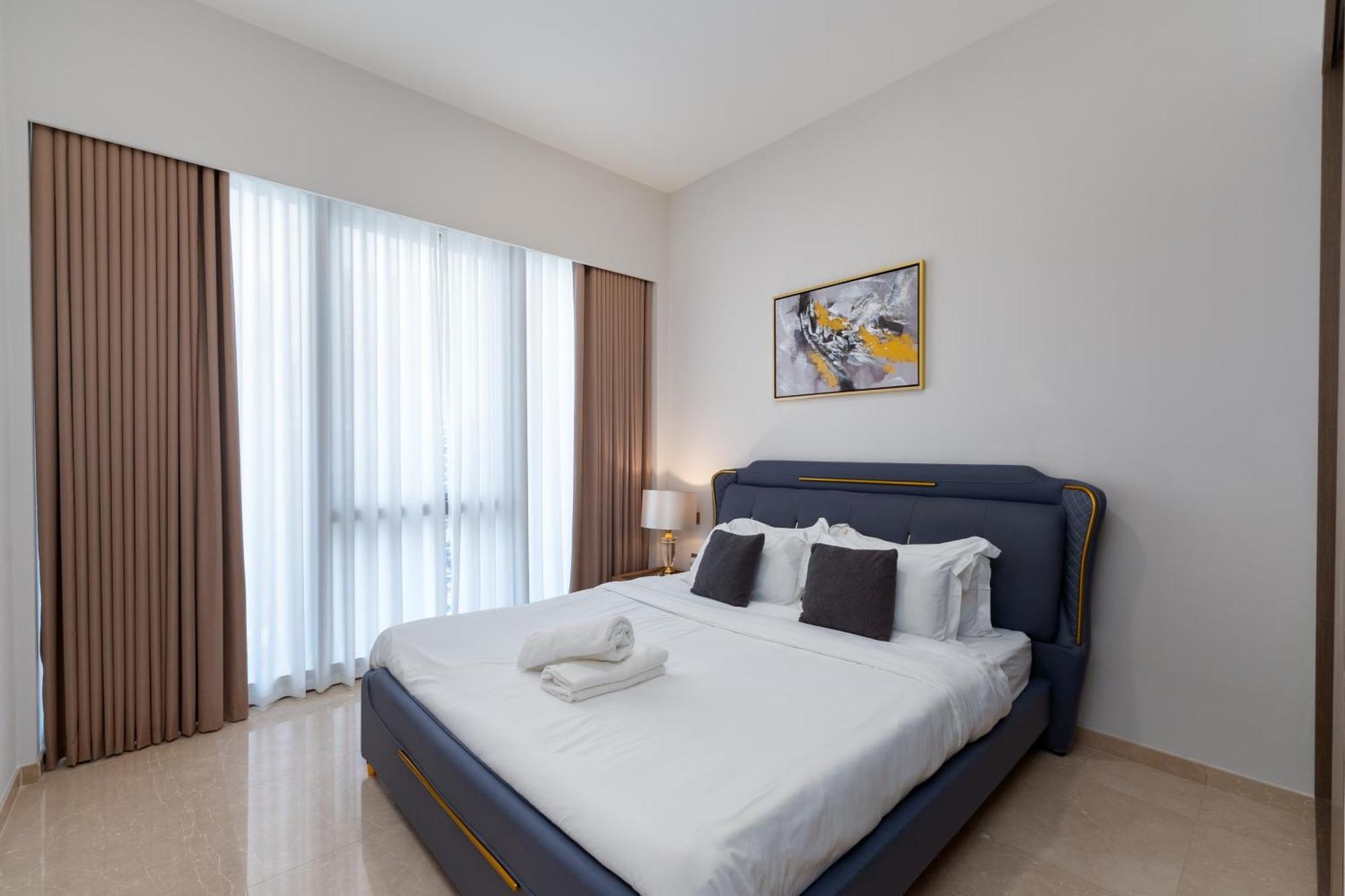 Apartamento Elegant Downtown Retreat *