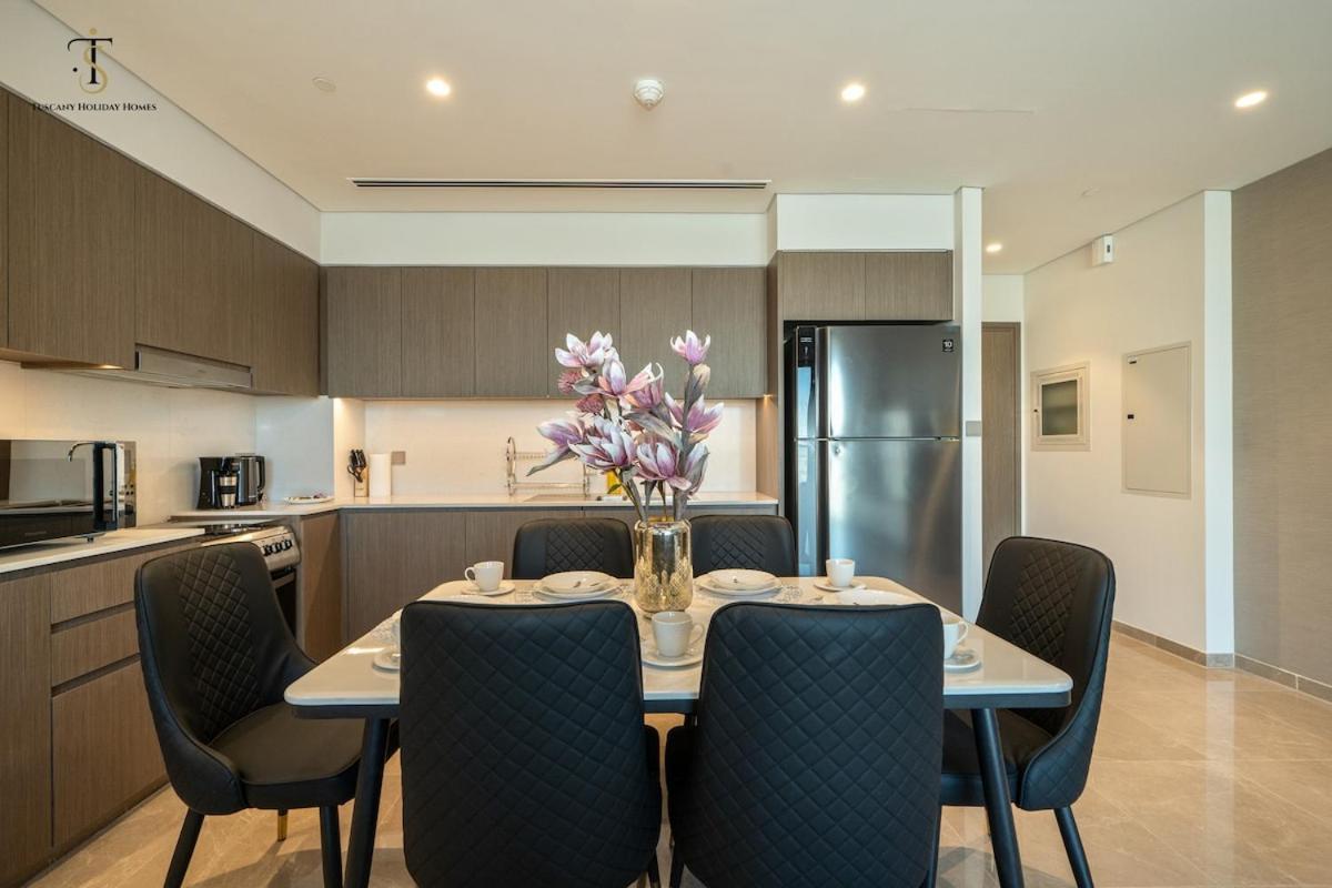 Secluded Fountain View 2br Grande - Downtown *
