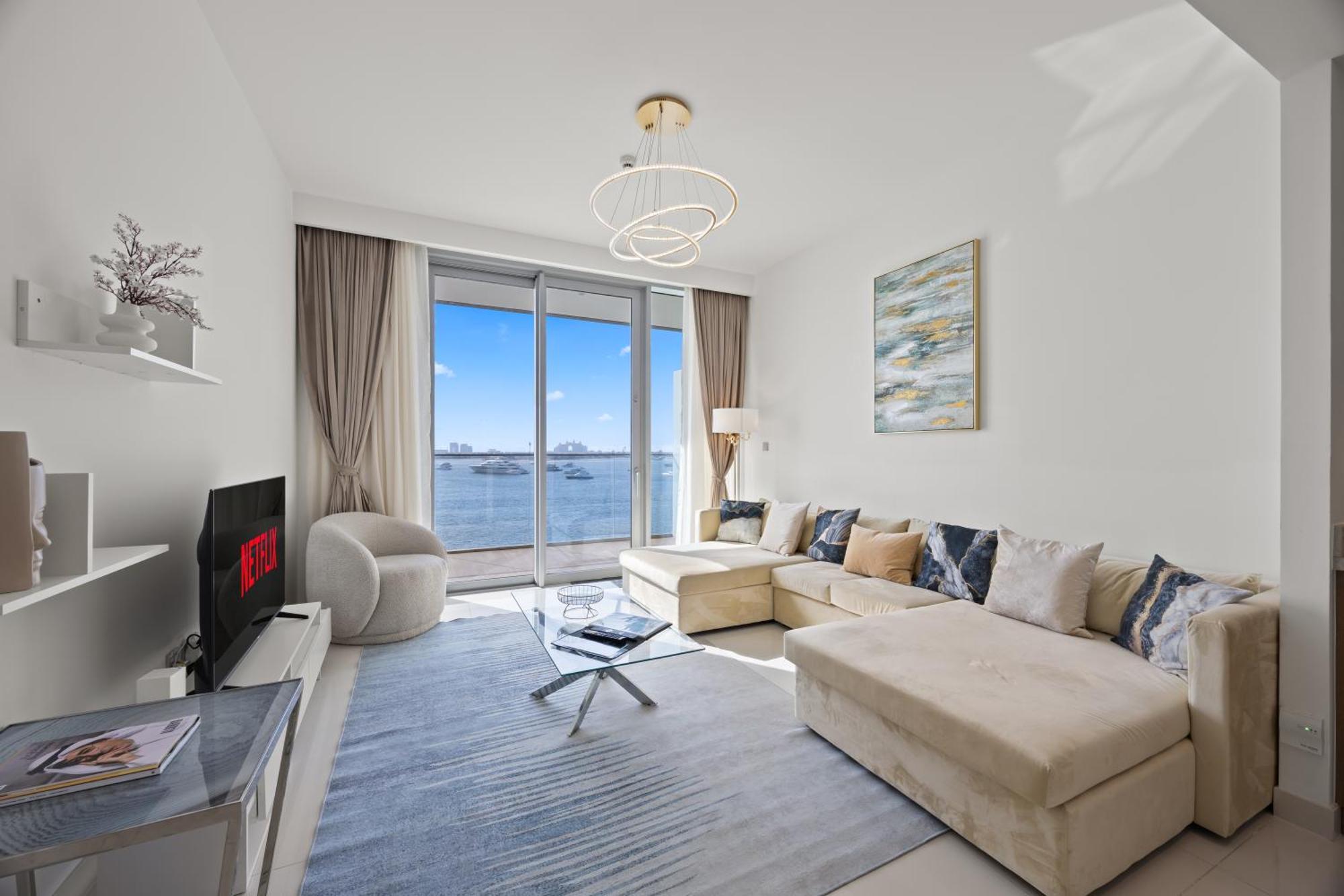 Your Luxury Beachfront Living * Dubai