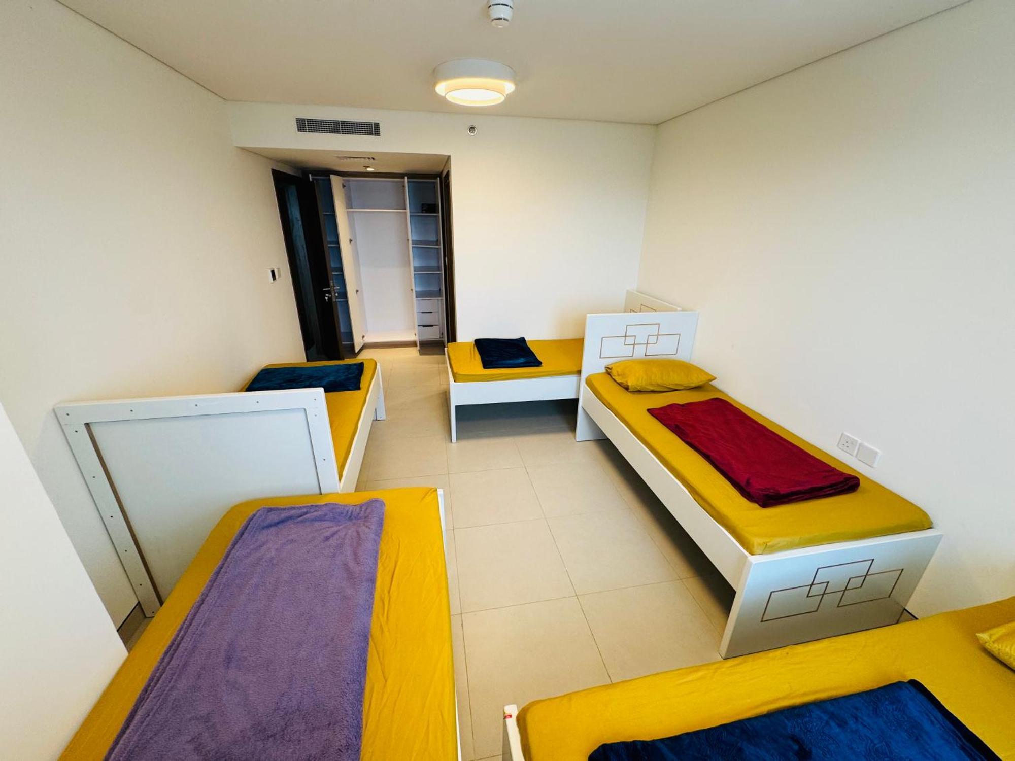 Bed & Breakfast Wow Amazing Burjkhalifa,sea,sunset,ship,park View,only Male Hostel-airport,metro,mall,golf,bus,park Near *