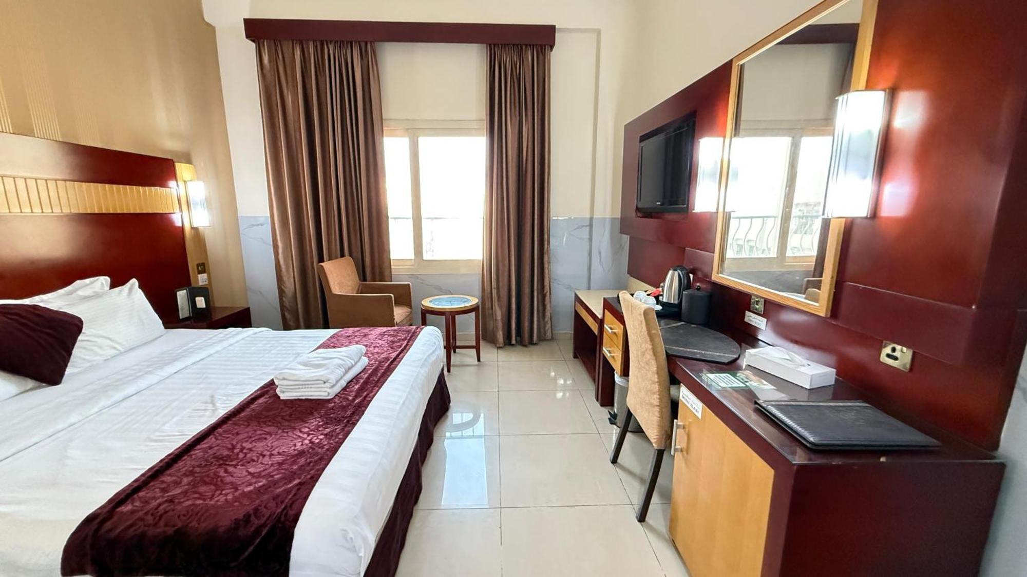 Belvilla Luxury Phoenix East 4* Dubai