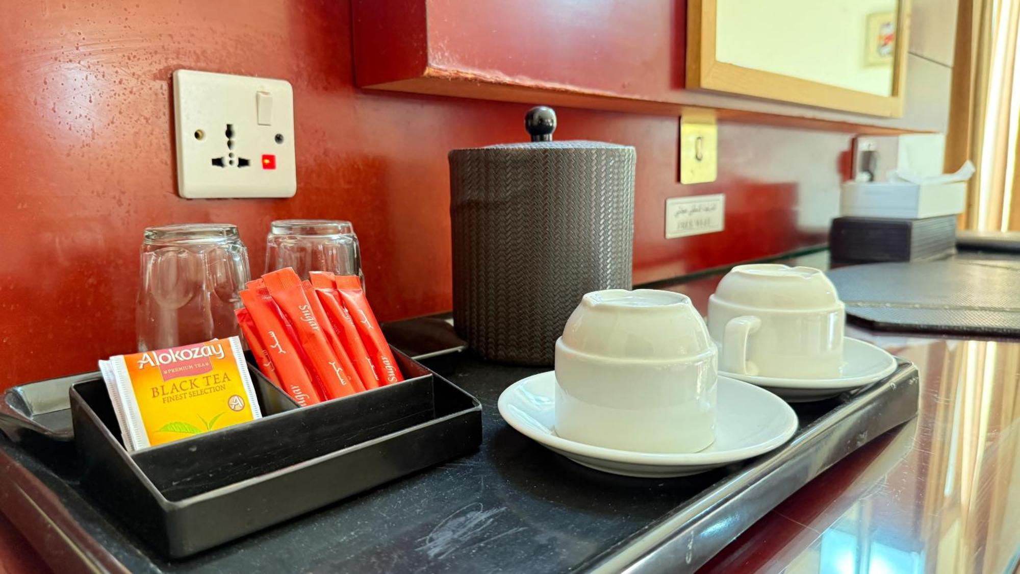 Belvilla Luxury Phoenix East Otel 4*