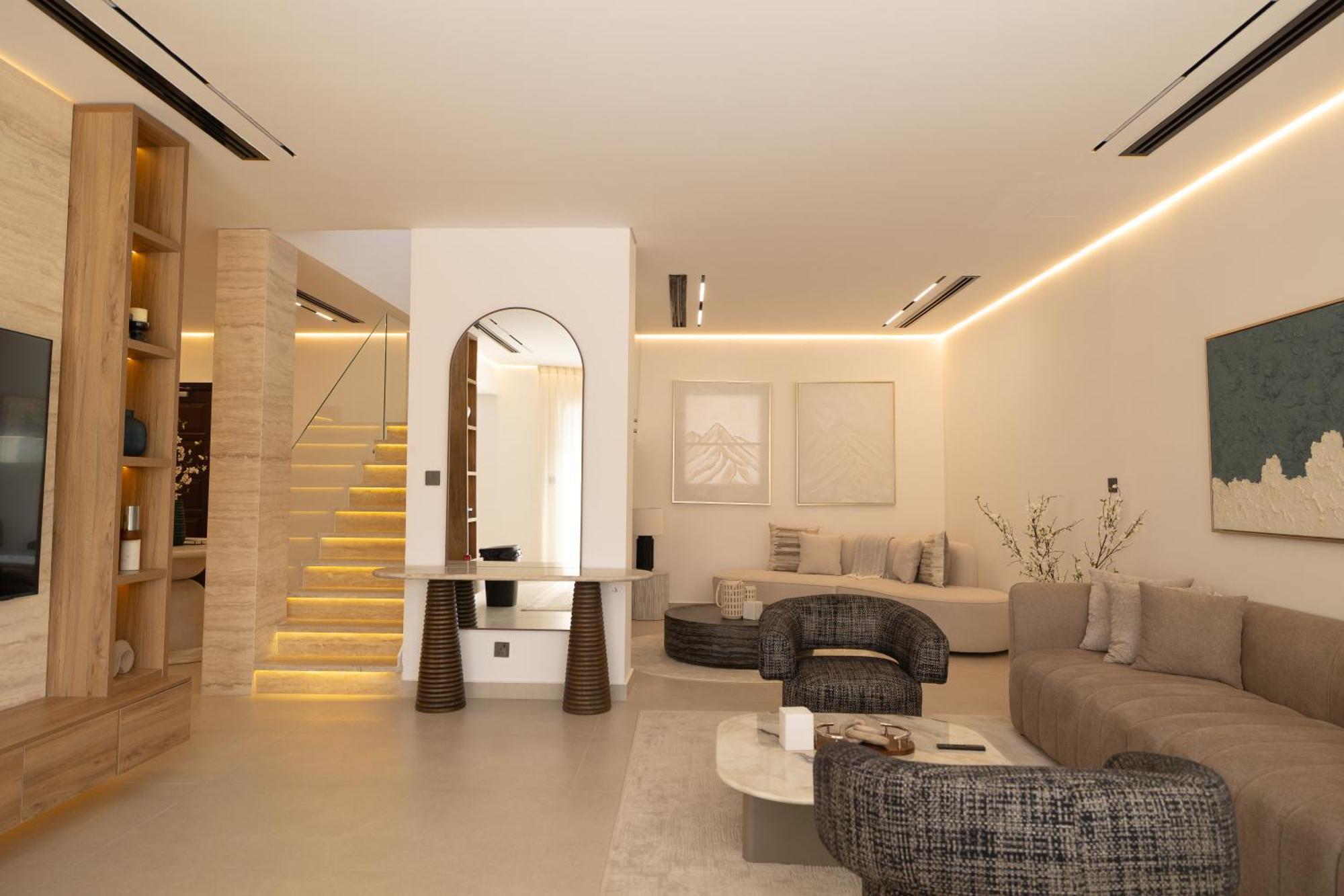 Designer Furnished With Luxury Finishes In Springs 14 *