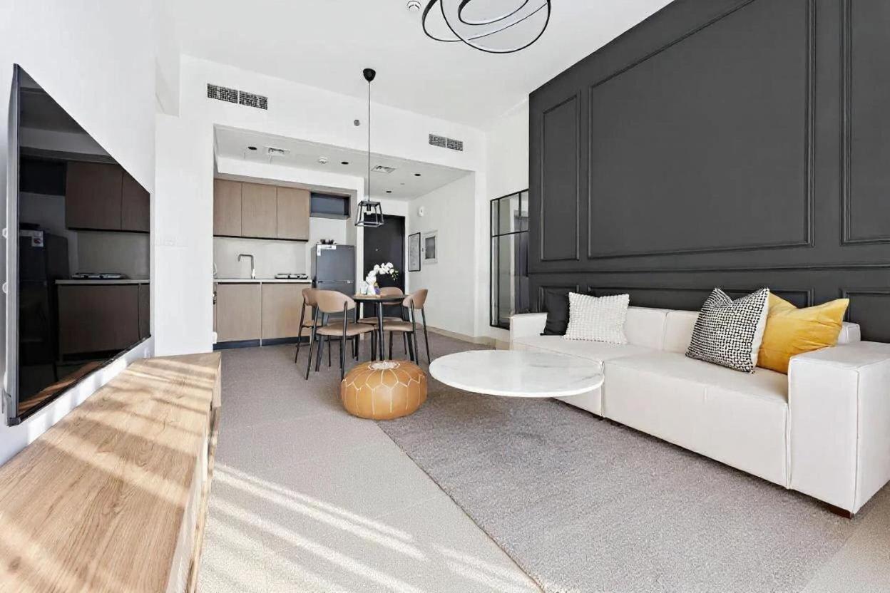 Silkhaus Chic 1bdr Near Burj Khalifa With Balcony Apartment *
