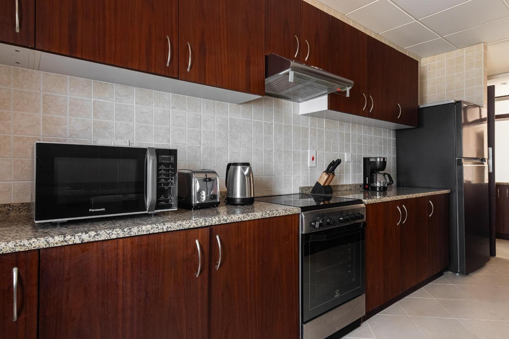 Apartment Amazing Beachfront Apartments Near Atlantis Waterpark By Simply Comfort Sarai Palm Jumeirah Dubai