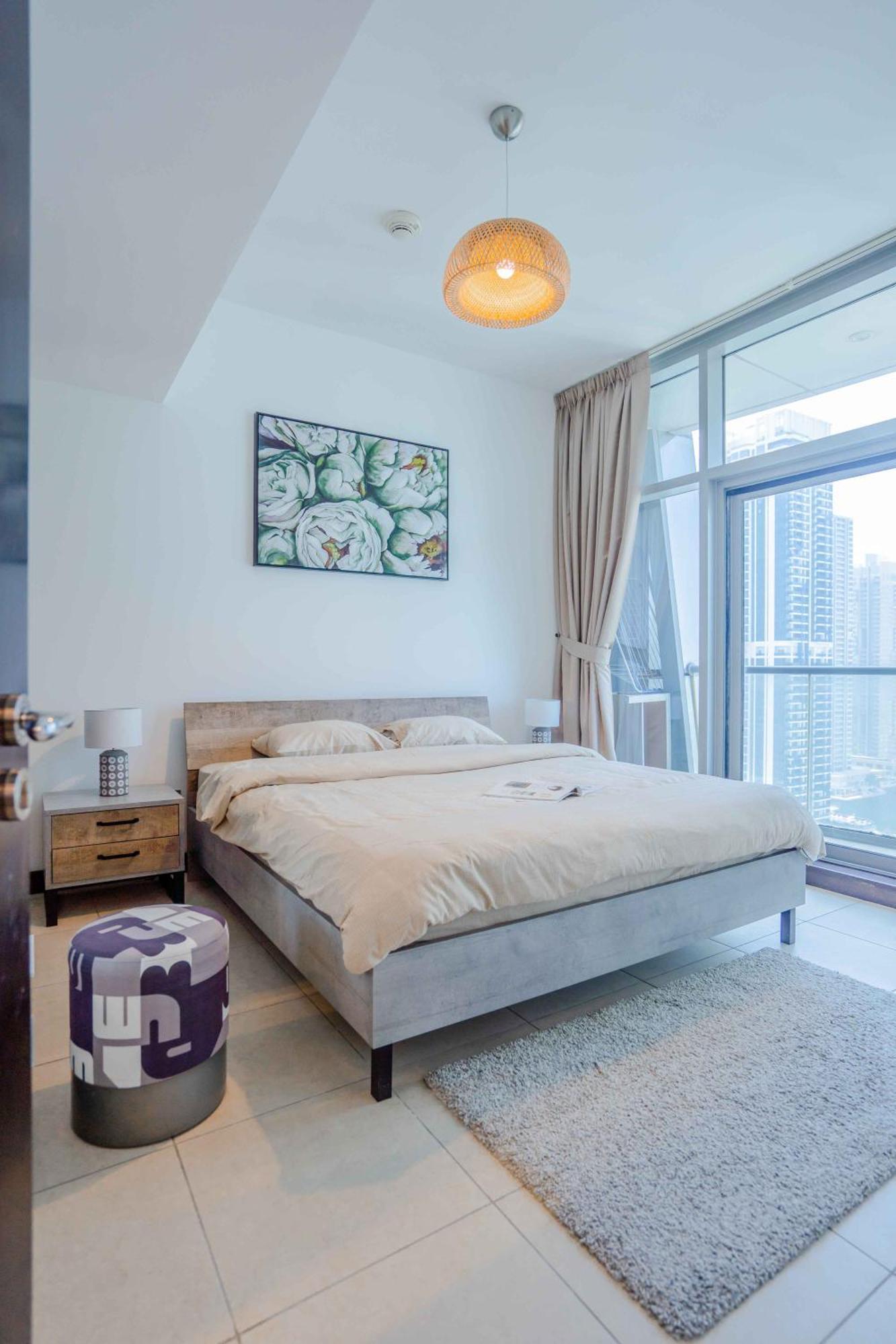 Daire 1br Near Metro Jlt Pool Gym Fast Wi-fi