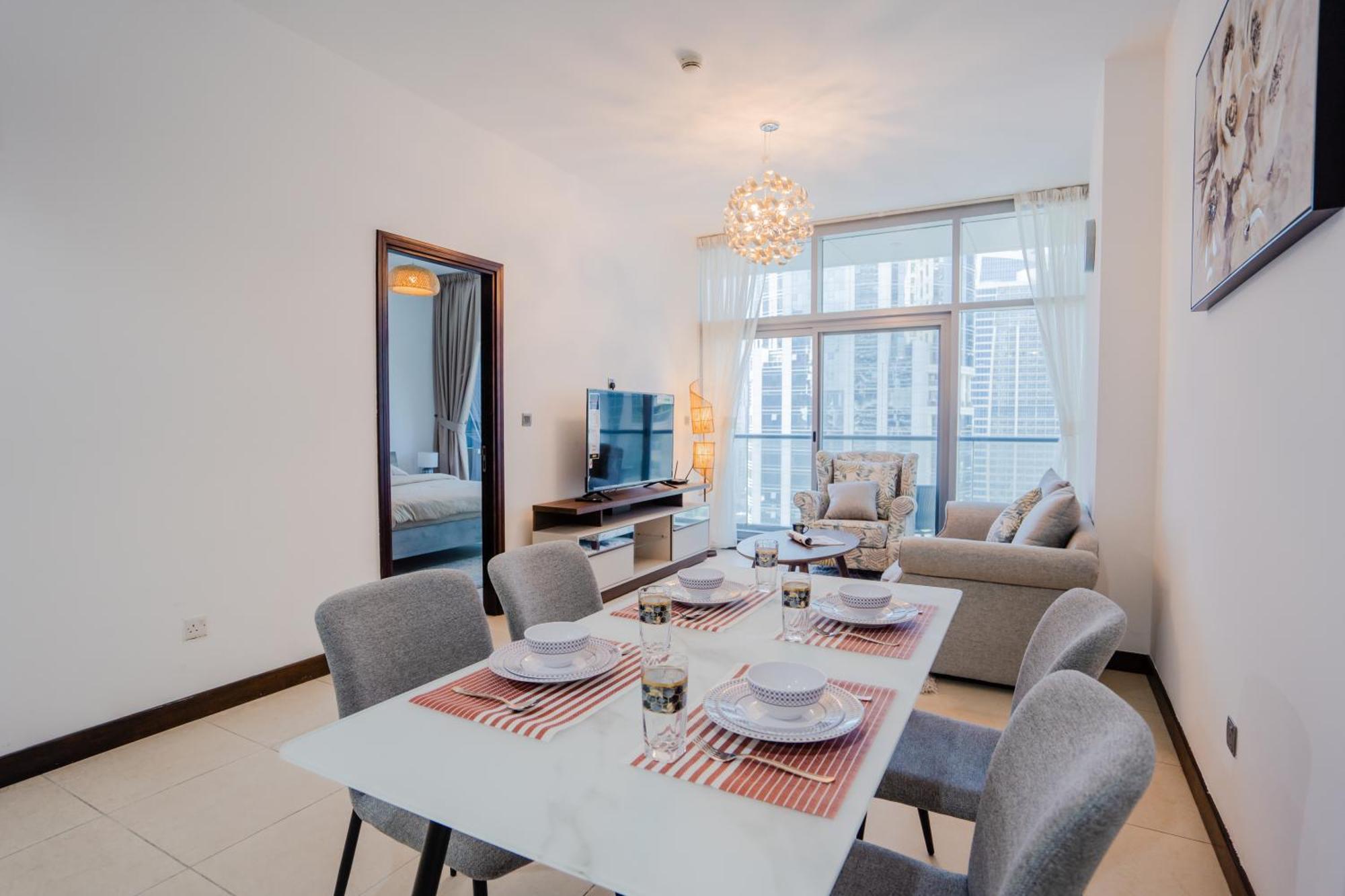 1br Near Metro Jlt Pool Gym Fast Wi-fi Daire *