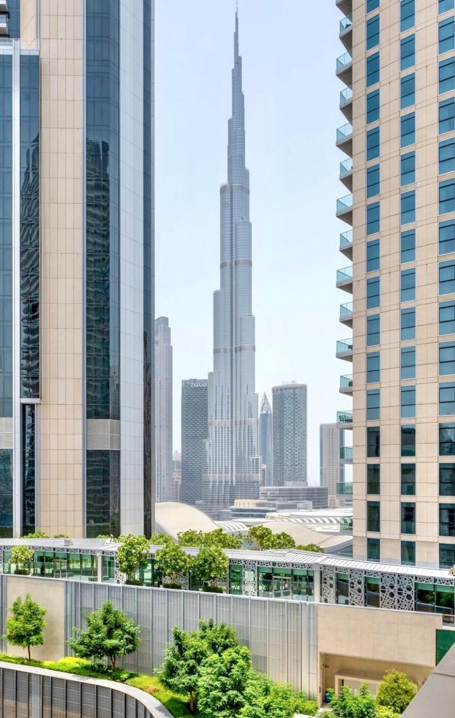 Lux Flat With Burj Khalifa View - 3 Minute Walk To Mall - Location - Balcony View *