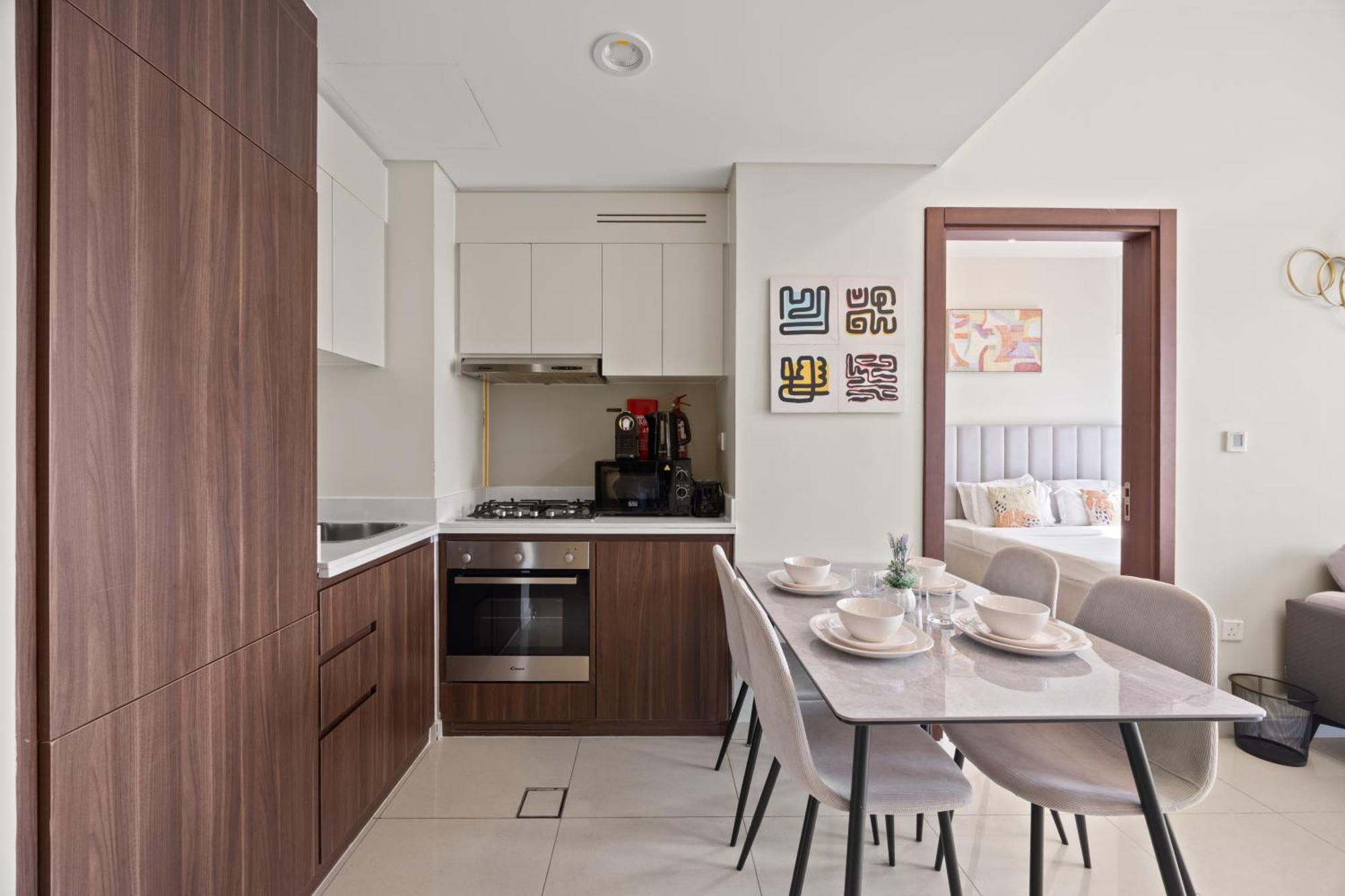 Apartment Burj Khalifa And Canal Views - Luxury For Rent In Business Bay *