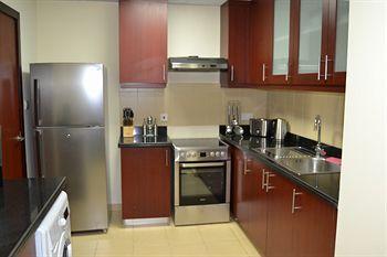 Vacation Homes - Jumeirah Residences Hotel 2*
