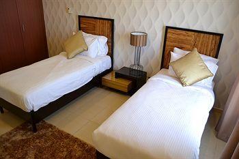 Vacation Homes - Jumeirah Residences Hotel 2*