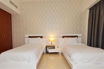 Vacation Homes - Jumeirah Residences Hotel 2*