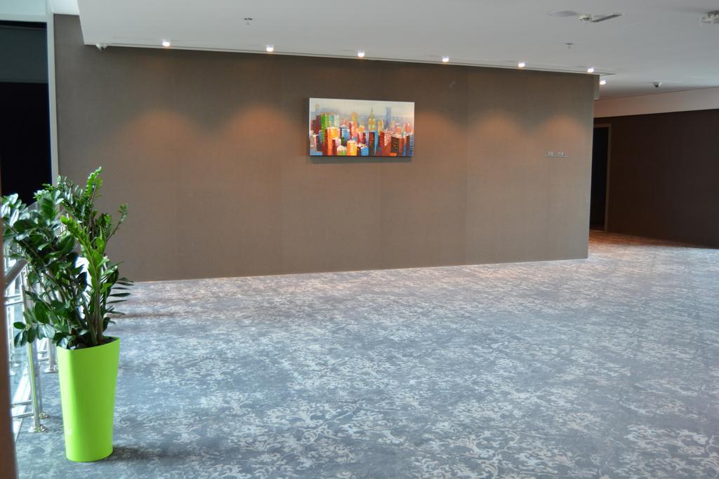 Hotel Ibis Styles Jumeira 3*
