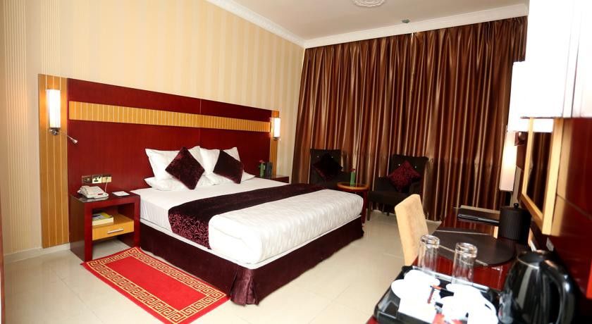 Premier Investments Park Hotel