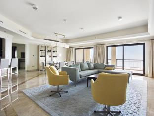 Bespoke Holiday Homes - Palm Jumeirah- 1 Bedroom Fairmont North Residence Apartment Dubai