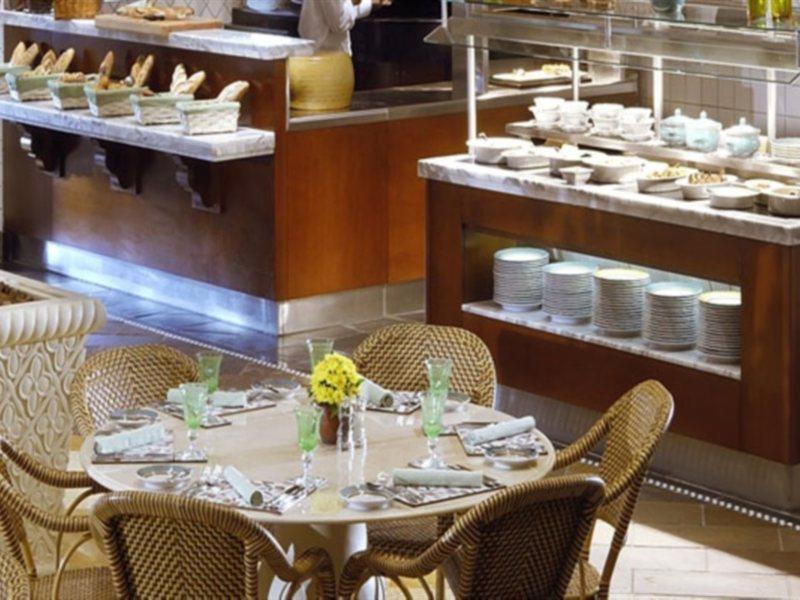 Arabian Court At One&only Royal Mirage Otel Dubai