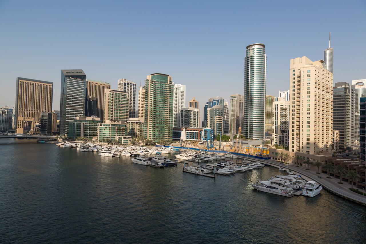 Higuests - Marina Wharf * Dubai