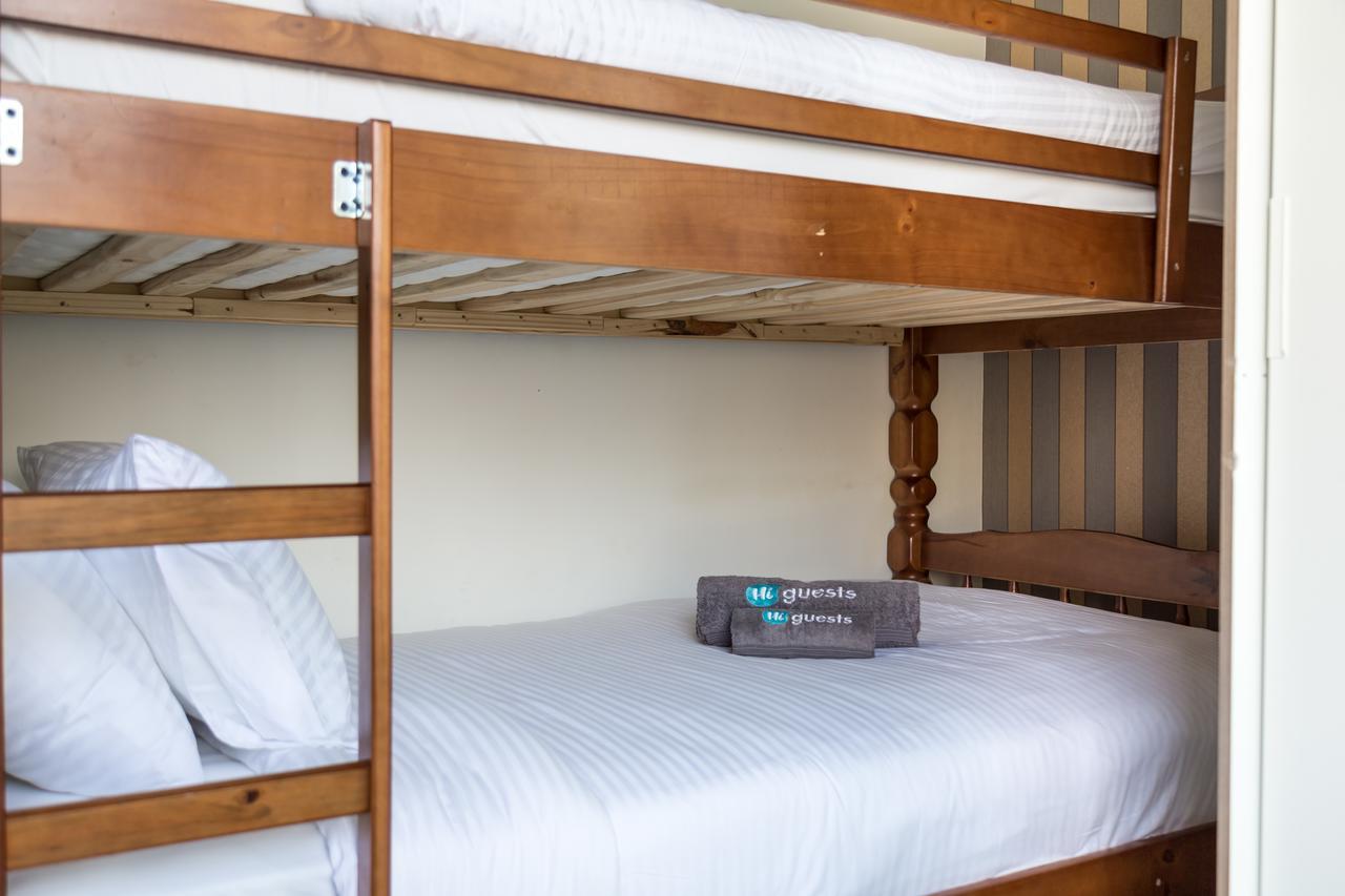 Higuests - Marina Wharf Apartment