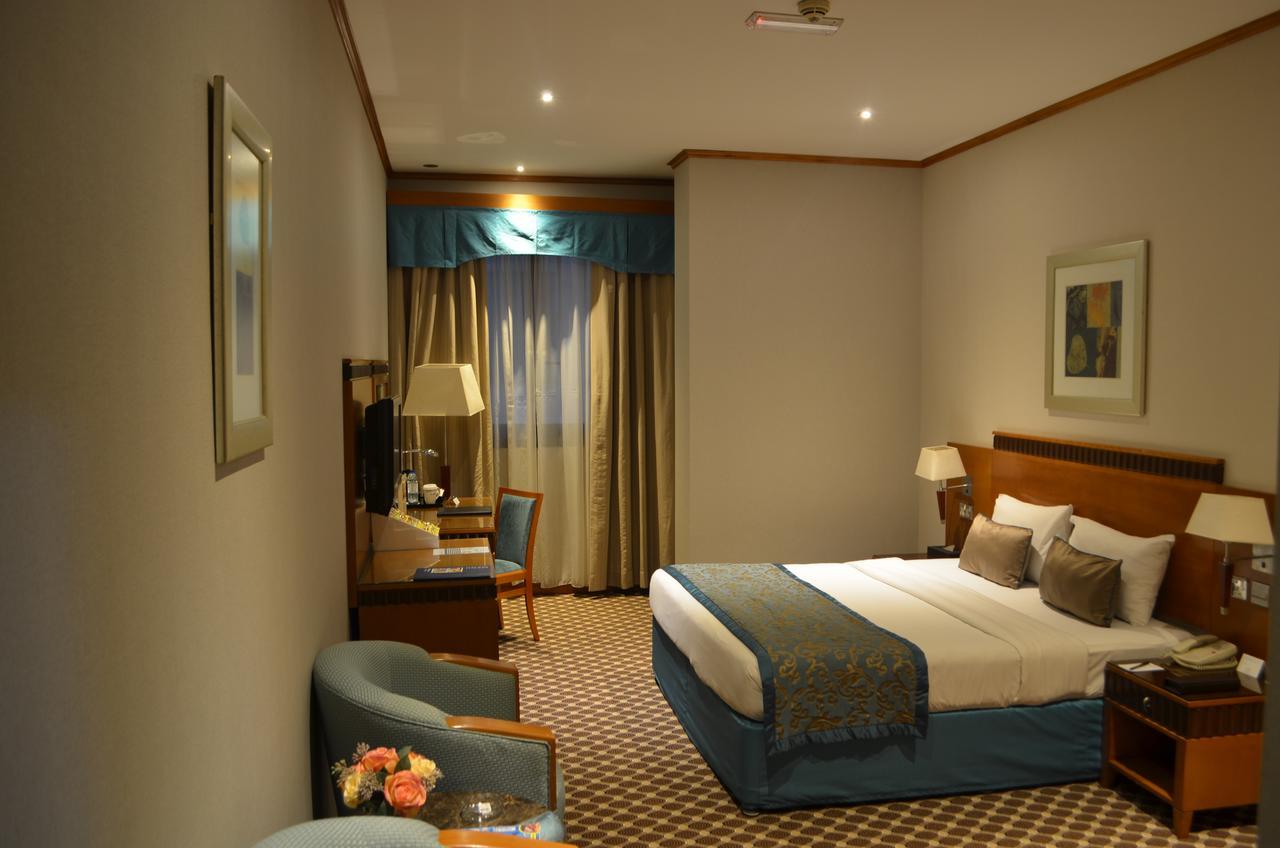Al- Barsha Hotel