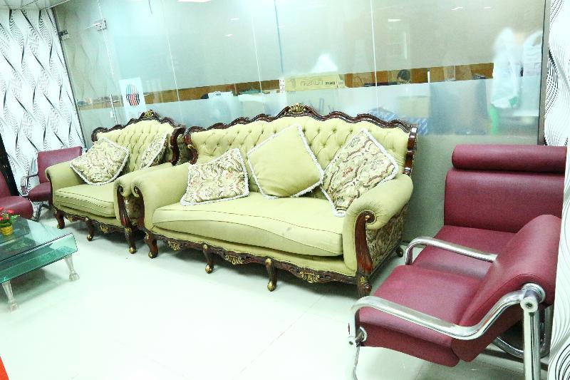 Golden Square 3*