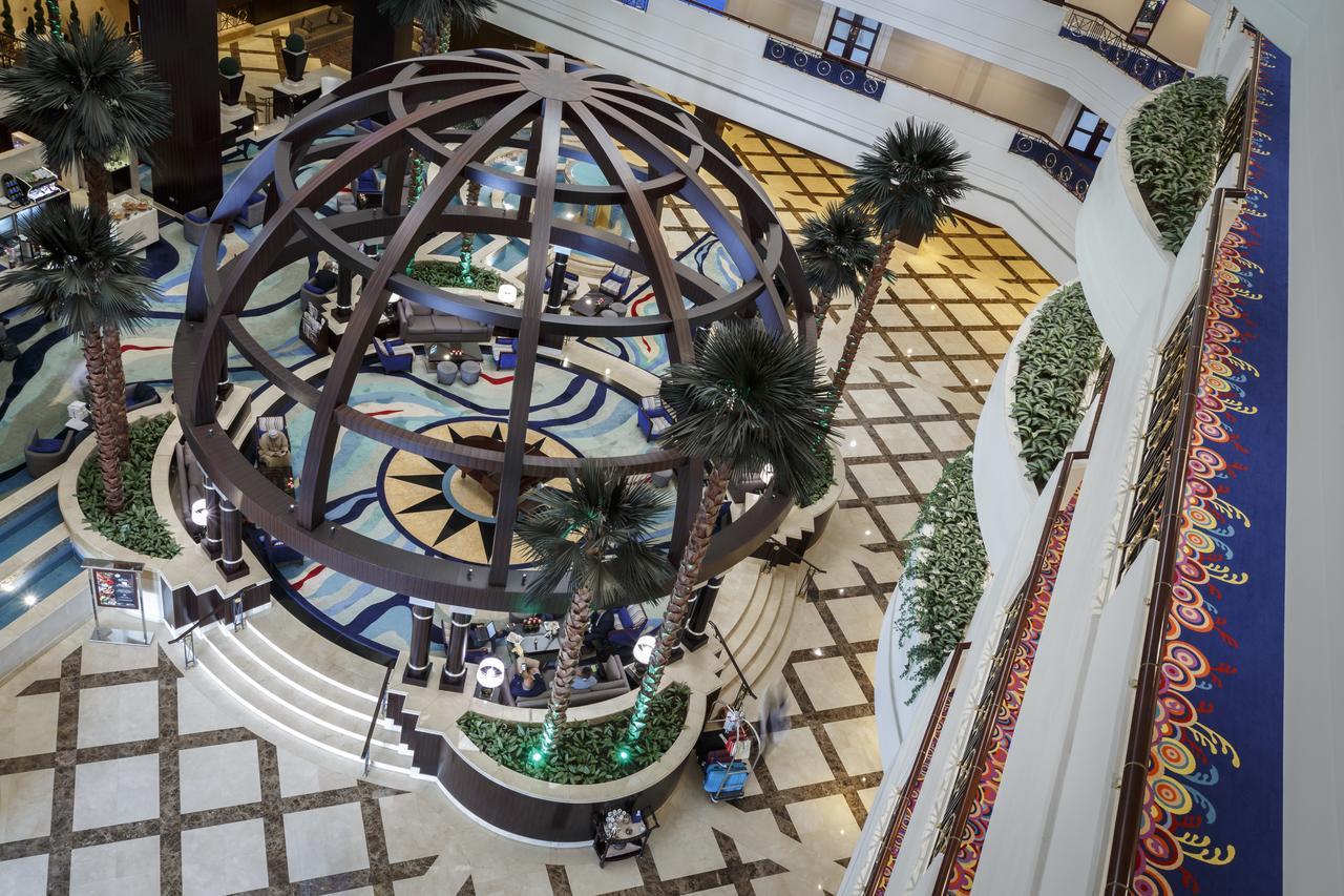 Hotel Mövenpick Grand Al Bustan Dubai