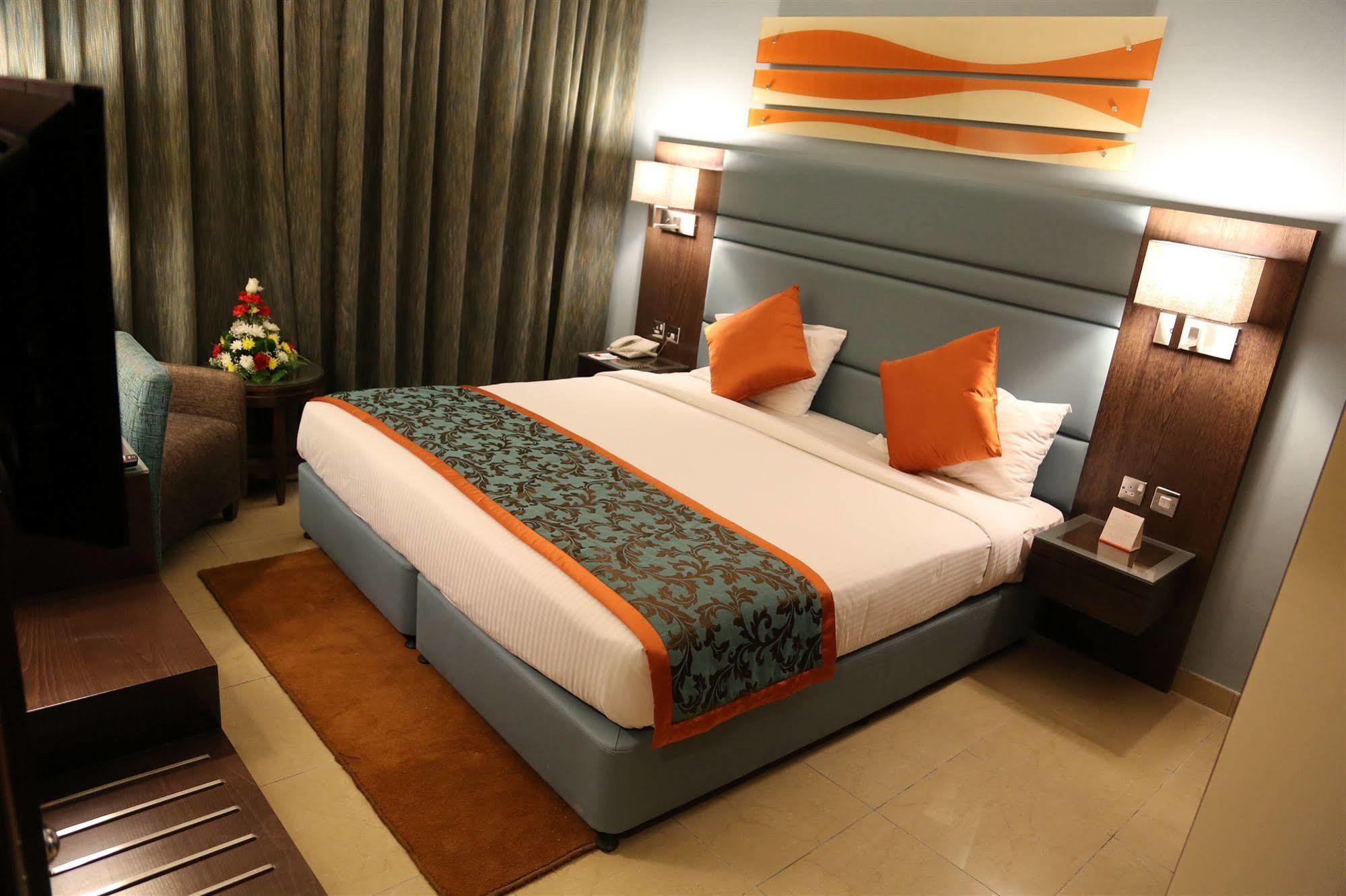Xclusive Aparthotel 4*