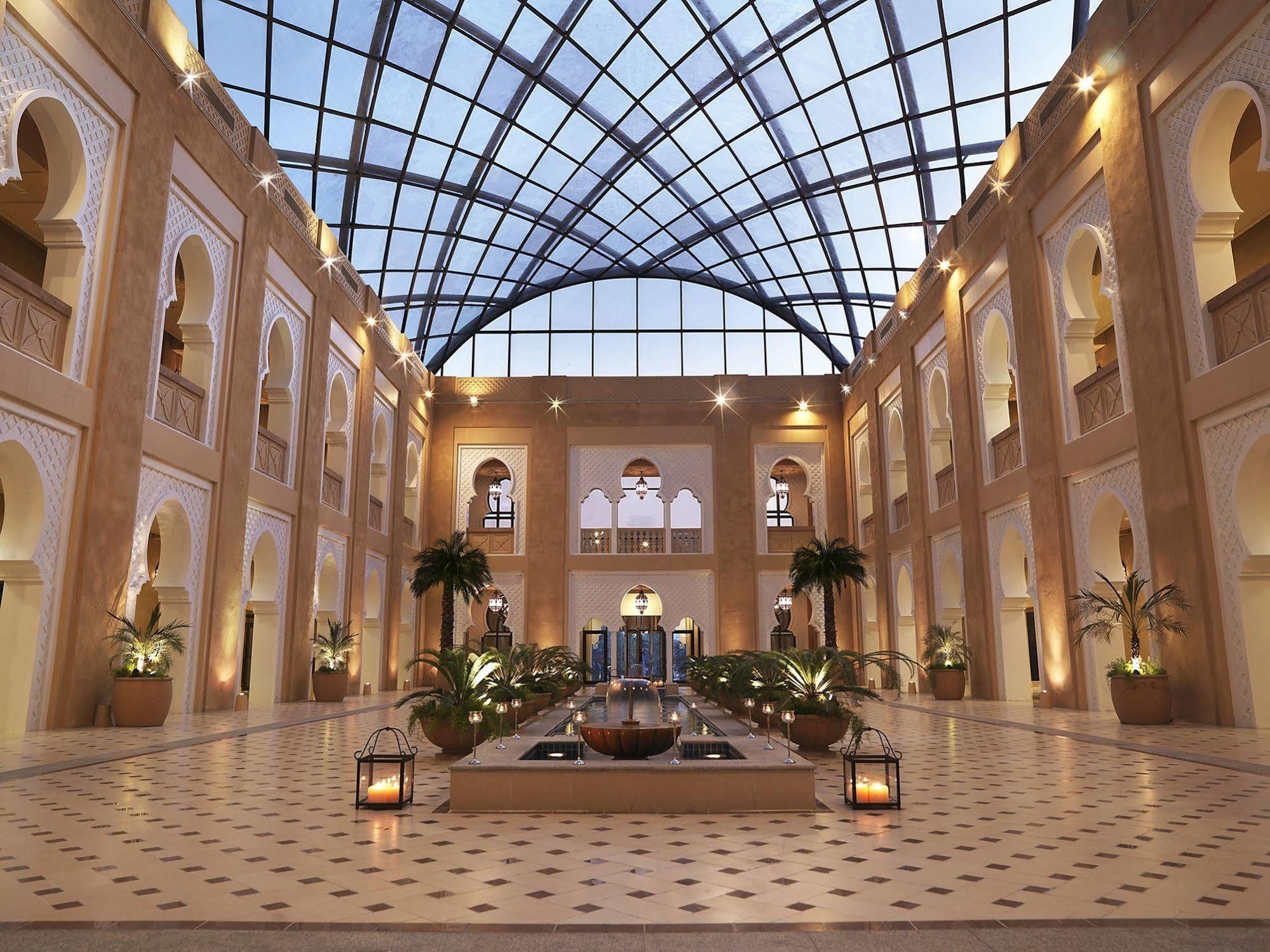 Hotel Arjaan By Rotana - Media 4*