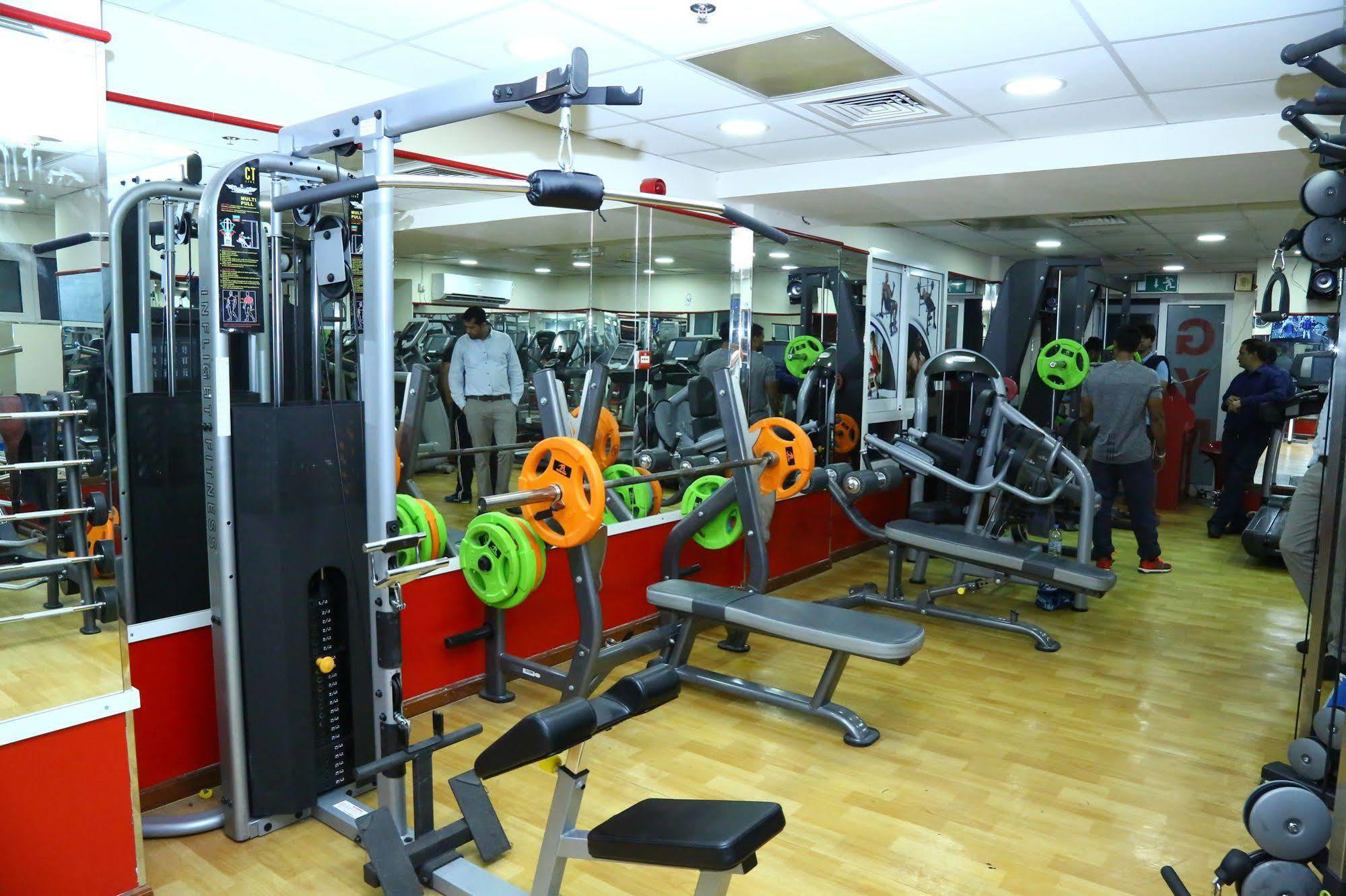 Hotel Golden Square 3*