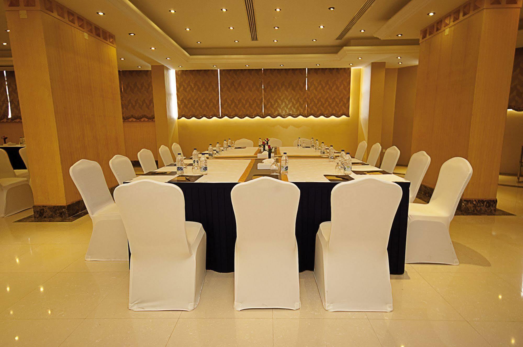 Apart Otel Lotus Downtown Metro Dubai