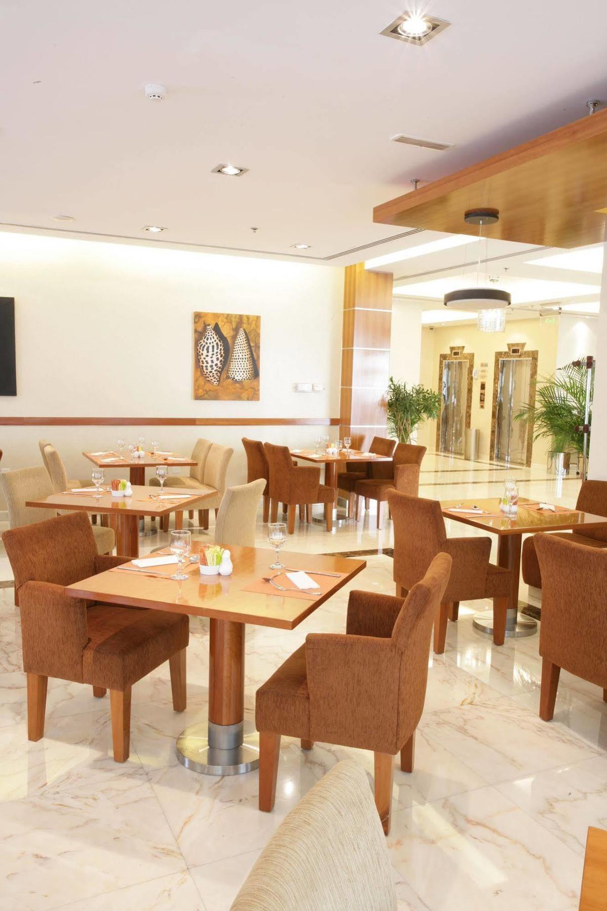 Auris Deira Aparthotel Dubai