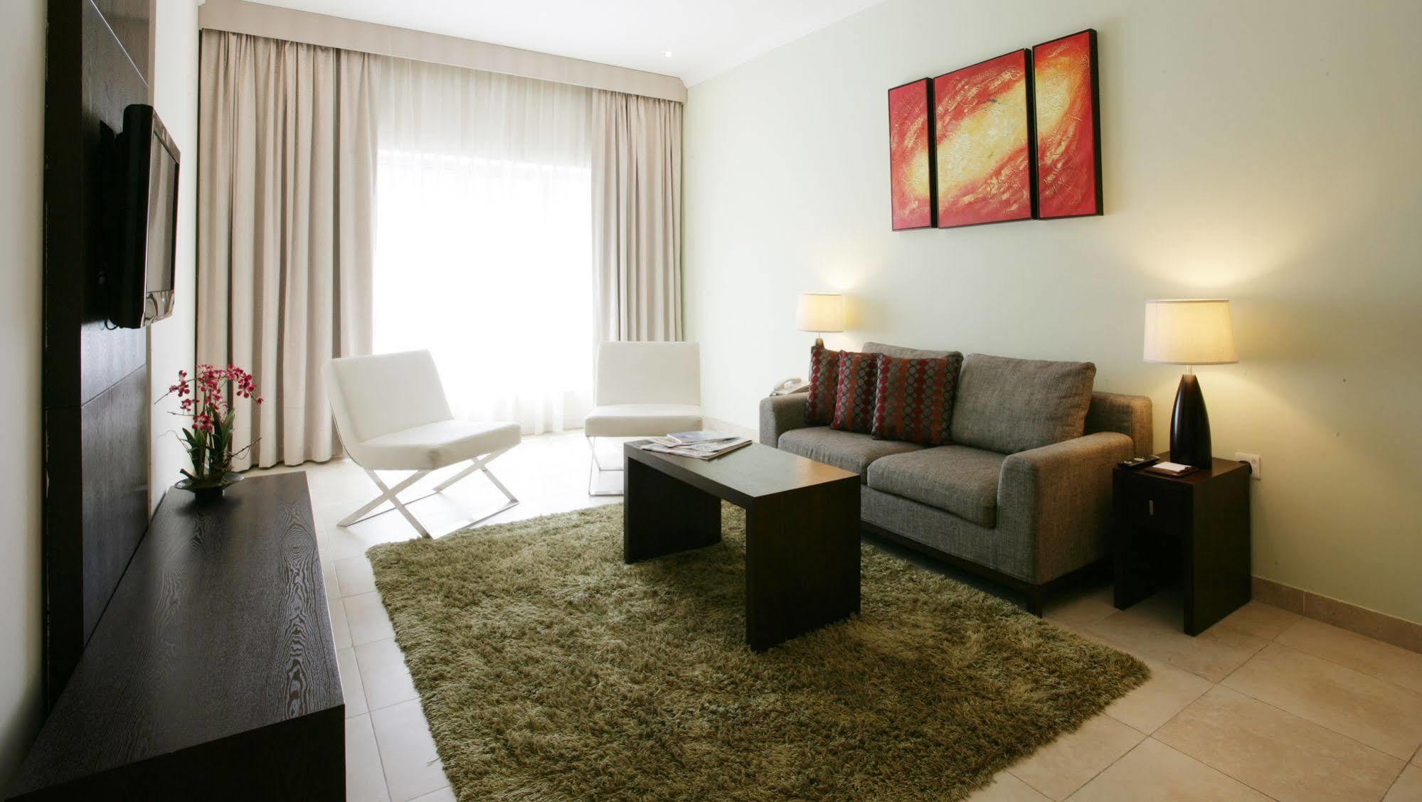 Aparthotel Auris Deira 3*