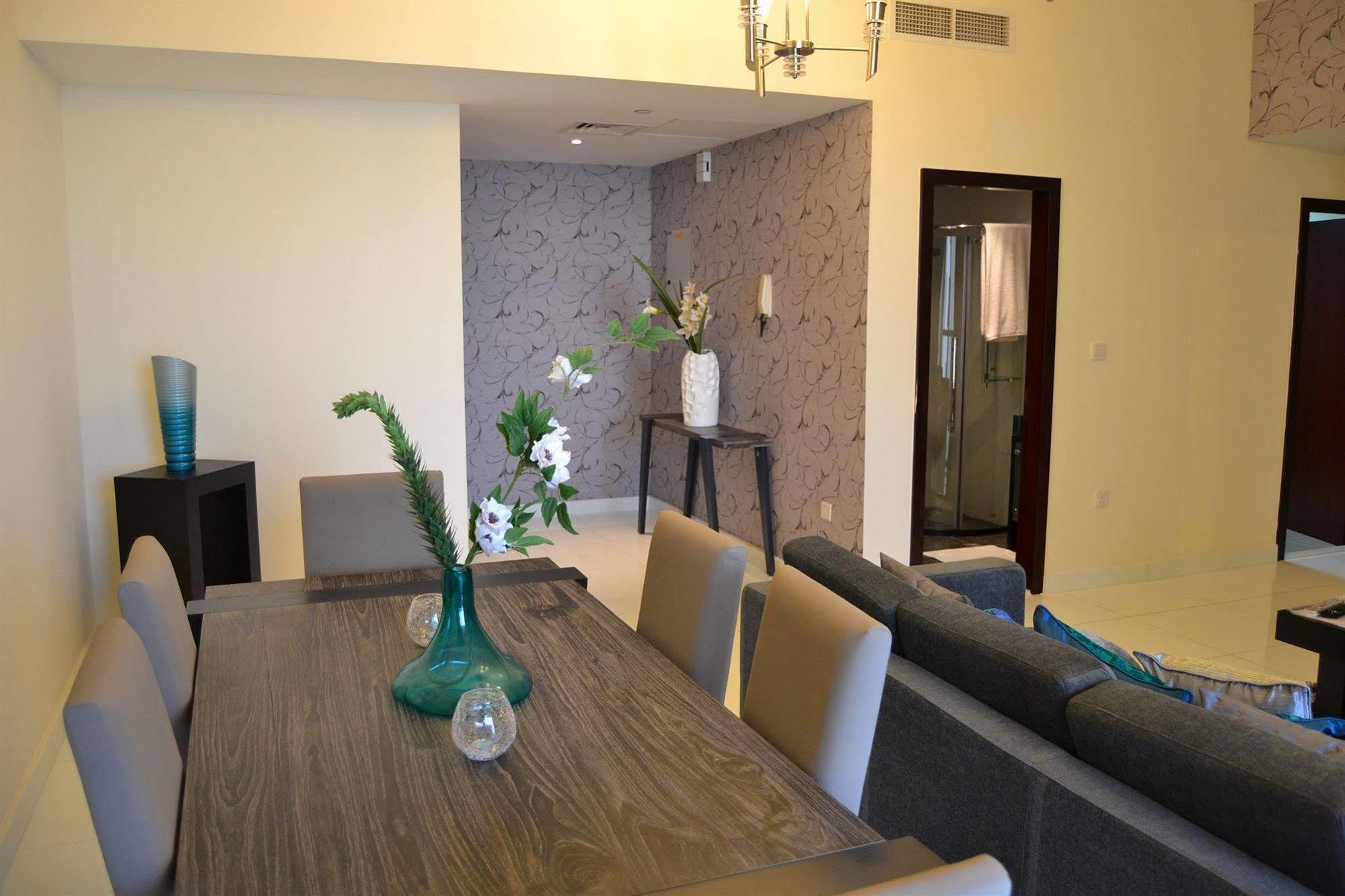 Hotel Vacation Homes - Jumeirah Residences 2*