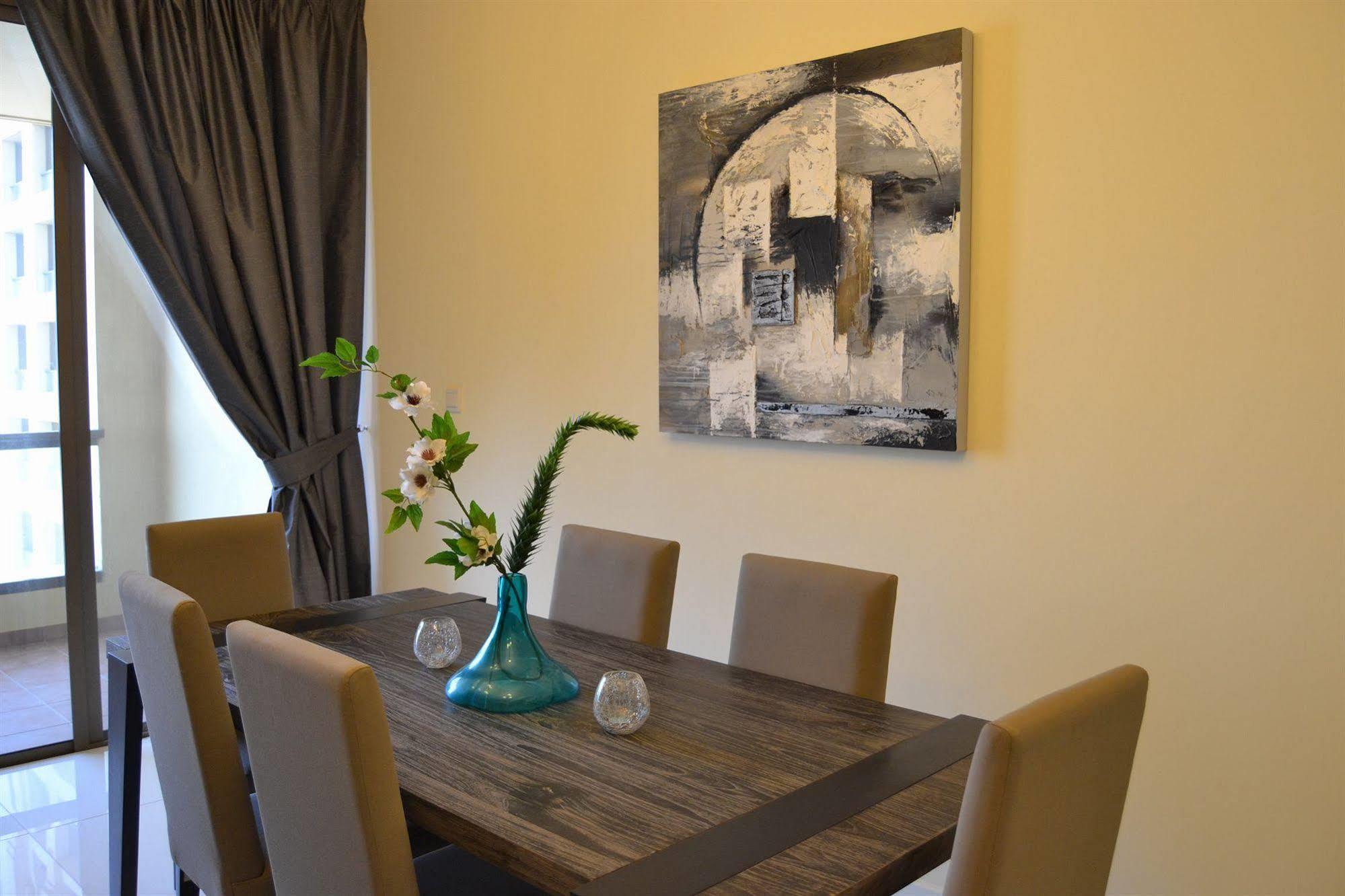 Hotel Vacation Homes - Jumeirah Residences Dubai