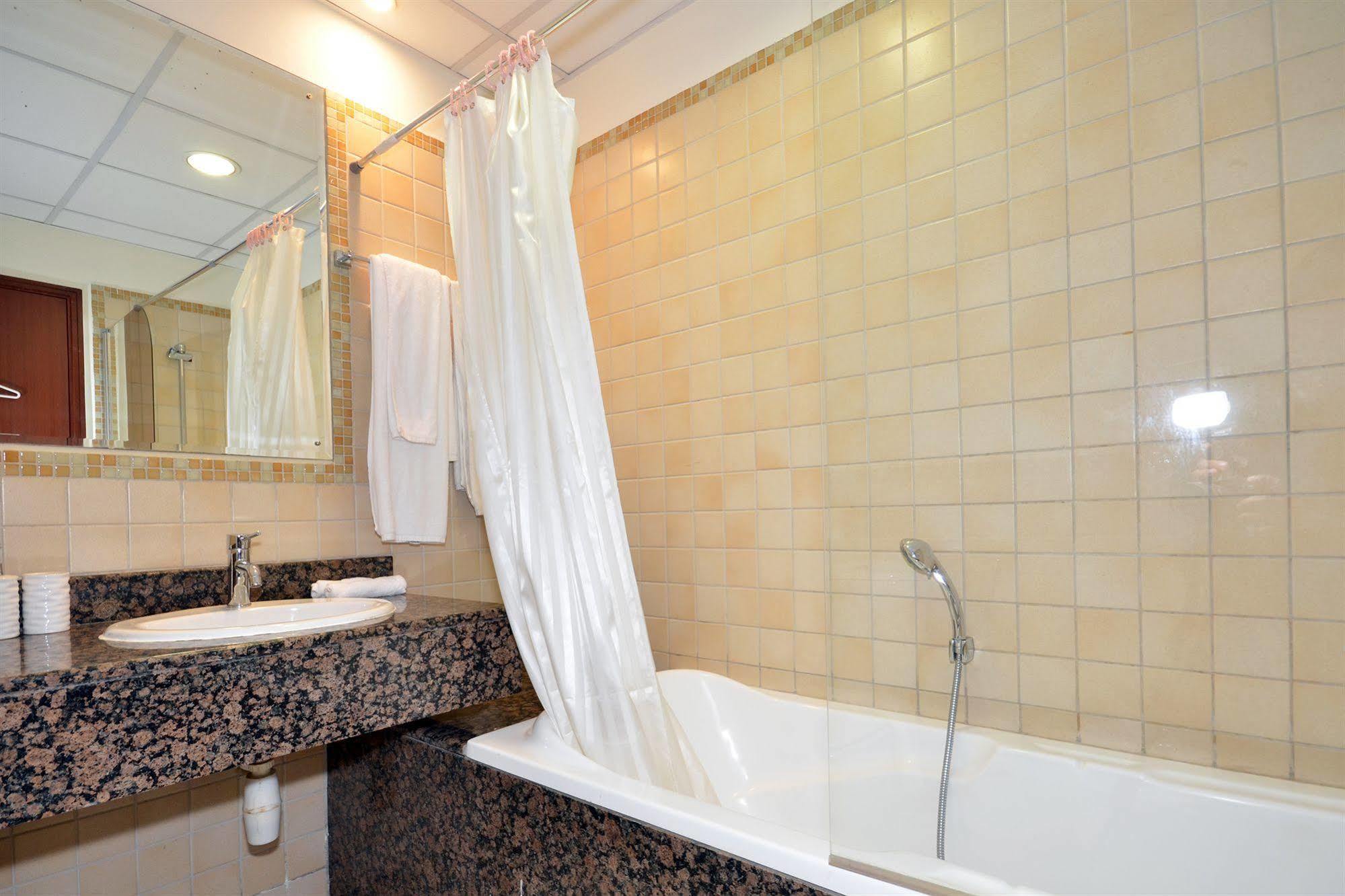 Vacation Homes - Jumeirah Residences Hotel