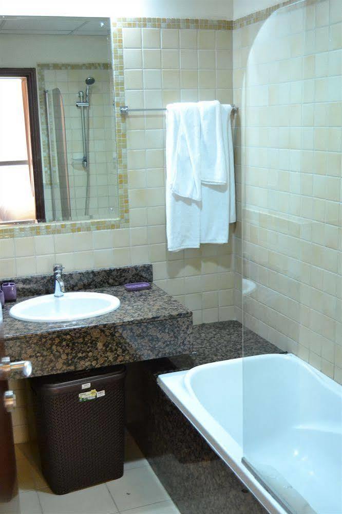 Vacation Homes - Jumeirah Residences Hotel Dubai