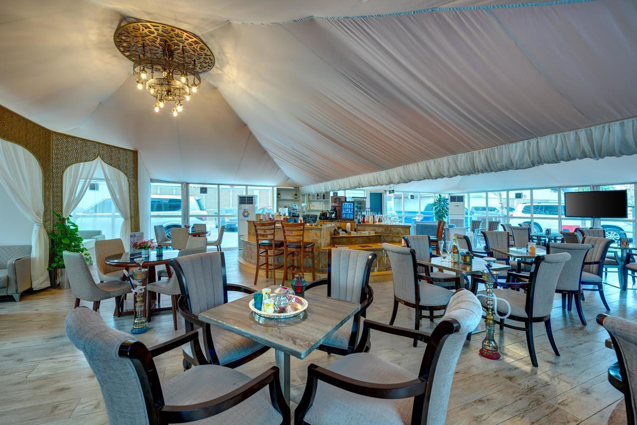 By Marriott Sheikh Zayed Road, 4*