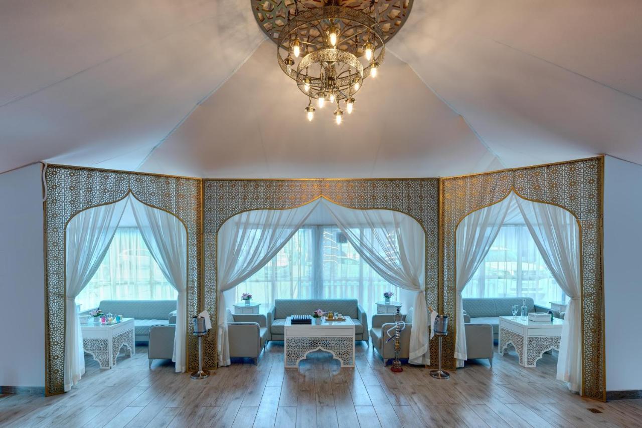 By Marriott Sheikh Zayed Road, 4*