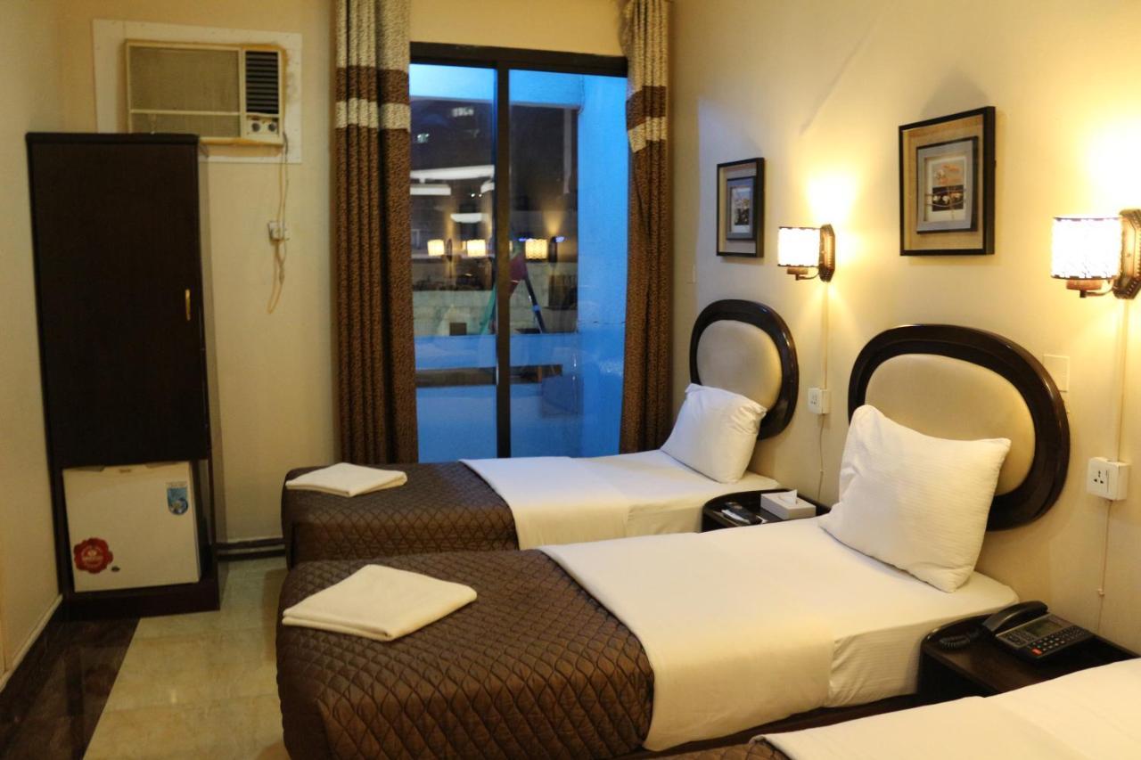 Grand Sina Otel *