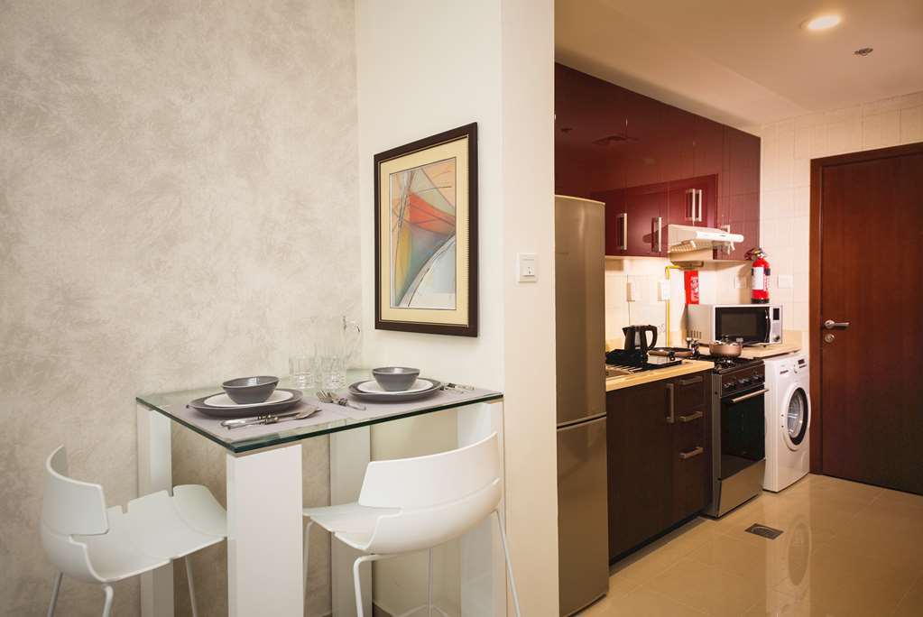 Barcelo Residences Marina 4*