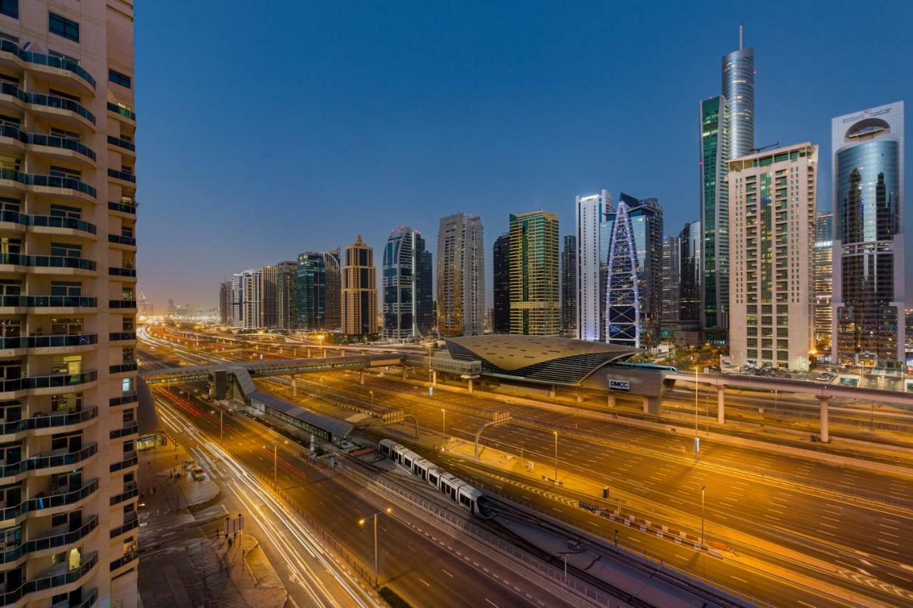 Millennium Place Marina Hotel 4*