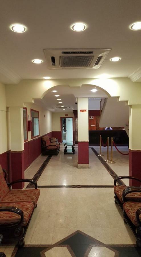 Royal Paris Hotel