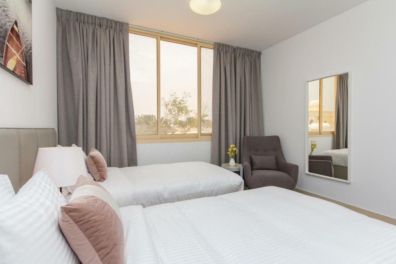Bespoke Residences - 3 Bedroom Waikiki Townhouses