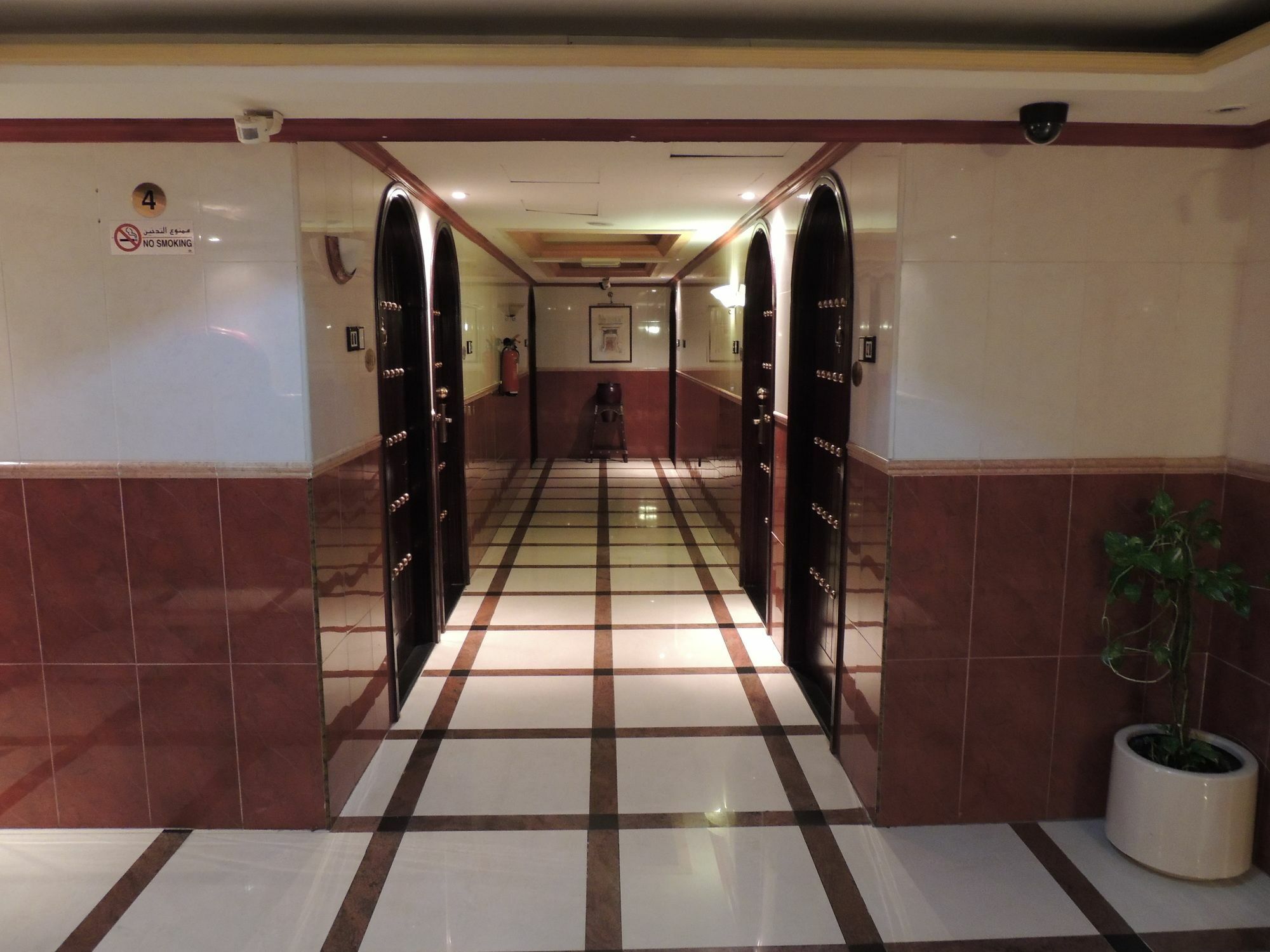 Oyo 124 Oriental Palace Apts Apart Otel 3*