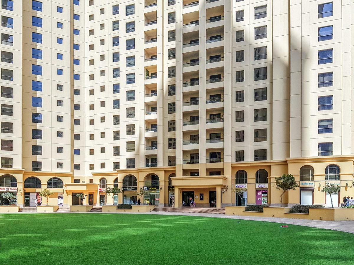 Jumeirah Residents, Free Parking *