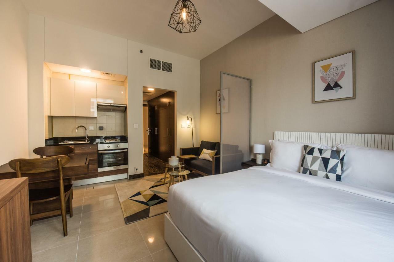 Apartment Fantastay Sparkle Tower Luxury Studio Dubai