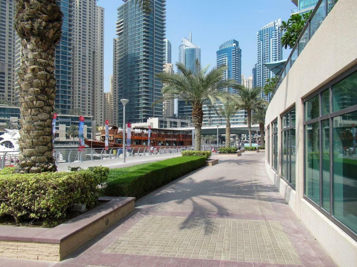 Frank Porter - Al Majara 2 Apartment